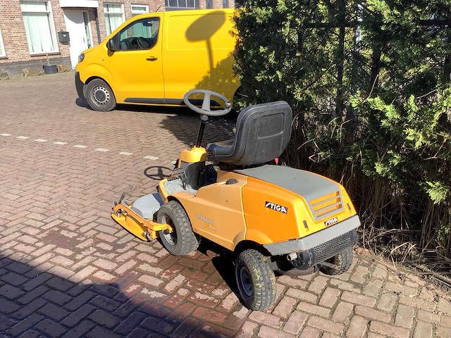 Stiga villa royal zitmaaier - afbeelding 3 van  5