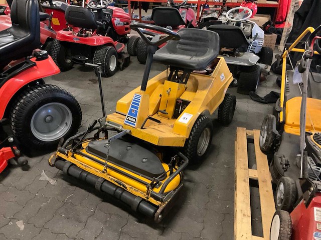 Stiga zitmaaier - afbeelding 1 van  8