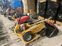 Stiga/white/top green zitgazonmaaier (5x) - afbeelding 1 van  3