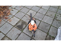 Stihl - 2011 - hs 46 - heggenschaar - afbeelding 3 van  3