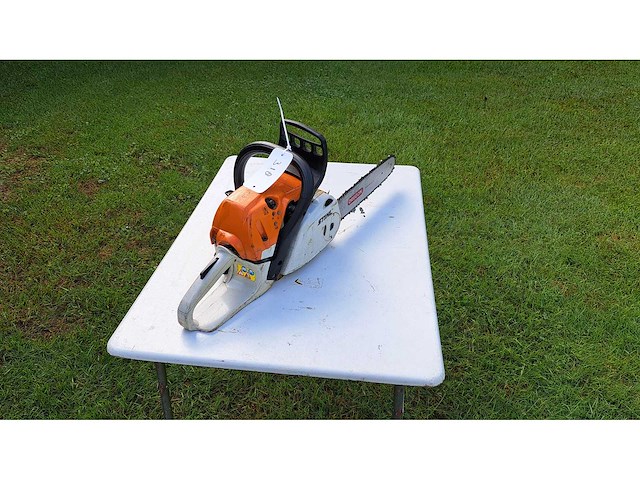 Stihl - 2014 - ms 231 - kettingzaag - afbeelding 2 van  4