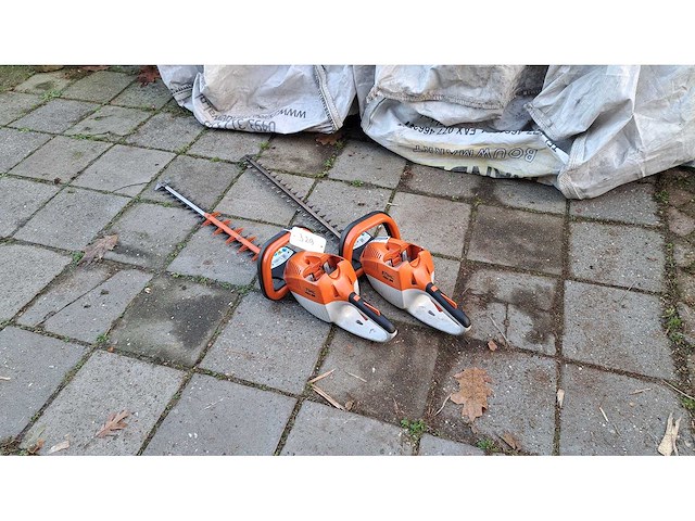 Stihl - 2015.2020 - hsa 86 - heggenschaar (2x) - afbeelding 1 van  3