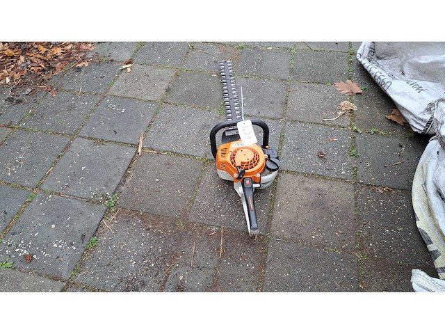 Stihl - 2016 - hs 45 - heggenschaar - afbeelding 2 van  5
