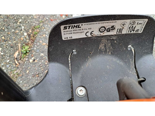 Stihl - 2016 - hs 45 - heggenschaar - afbeelding 4 van  5