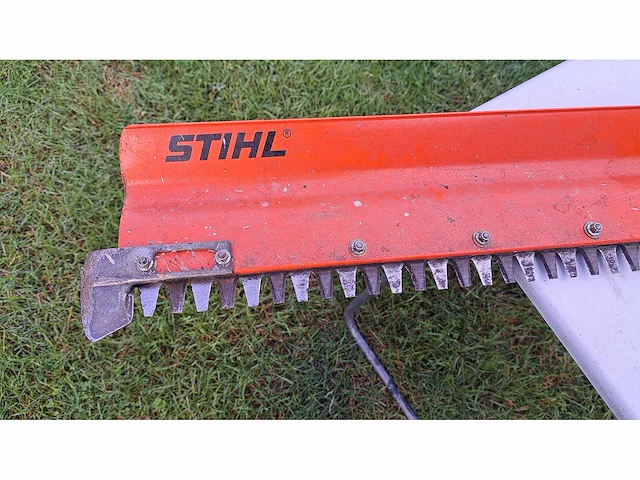 Stihl - 2018 - hs 86r - heggenschaar - afbeelding 5 van  5