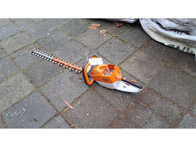 Stihl - 2020 - hsa 86 - heggenschaar - afbeelding 1 van  4