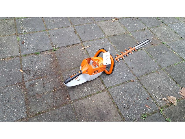 Stihl - 2020 - hsa 86 - heggenschaar - afbeelding 2 van  4