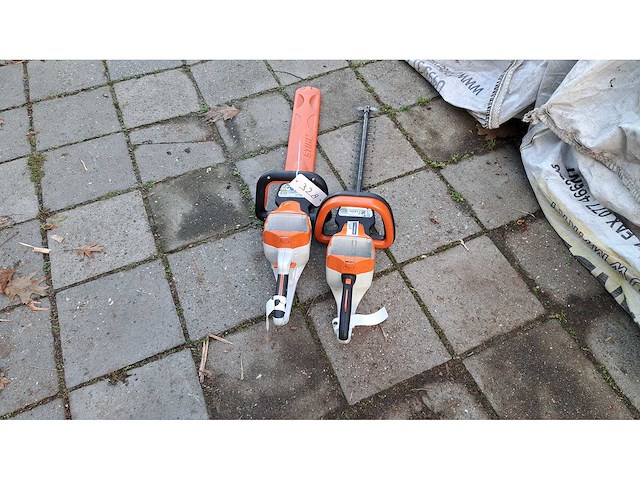 Stihl - 2020.2022 - hsa 50 en hsa 56 - heggenschaar (2x) - afbeelding 3 van  3