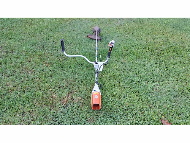 Stihl - 2021 - fsa 90 - bosmaaier - afbeelding 3 van  6