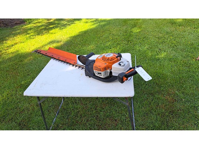 Stihl - 2023 - hs 87r - heggenschaar - afbeelding 1 van  5