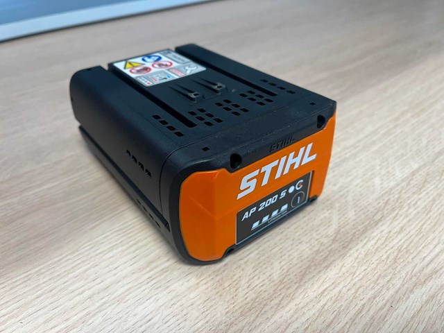 Stihl - ap 200 s - accu (5x) - afbeelding 1 van  6