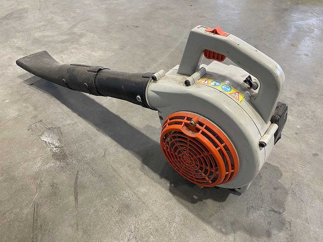 Stihl - bg72 - benzine bladblazer - afbeelding 3 van  4