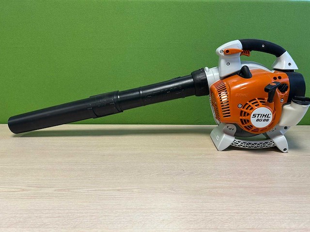 Stihl - bg86 - benzine bladblazer - afbeelding 1 van  7