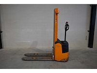 Stihl - egv 10 - elektrische stapelaar - afbeelding 1 van  9