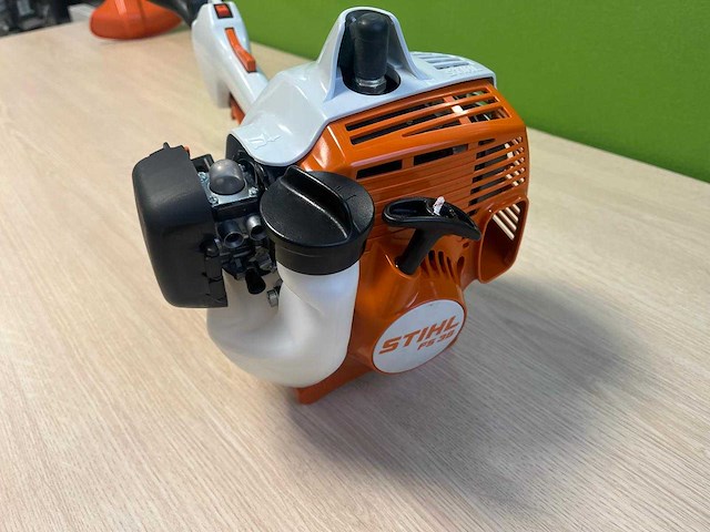 Stihl - fs38 - benzine kantenmaaier - afbeelding 6 van  10