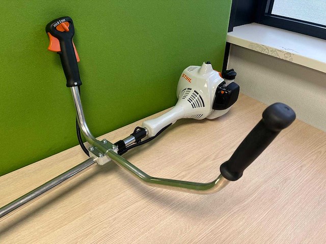 Stihl - fs55 - benzine kantenmaaier - afbeelding 8 van  13