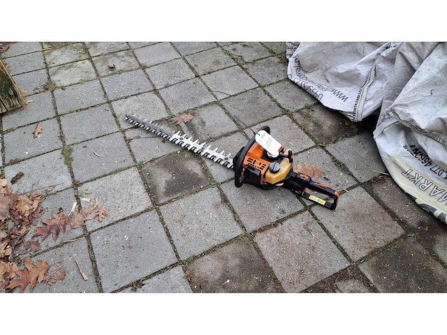Stihl - hs 80 - heggenschaar - afbeelding 1 van  3