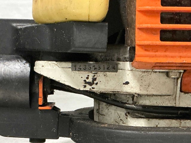 Stihl - hs-80 - snoeigereedschap - afbeelding 4 van  5