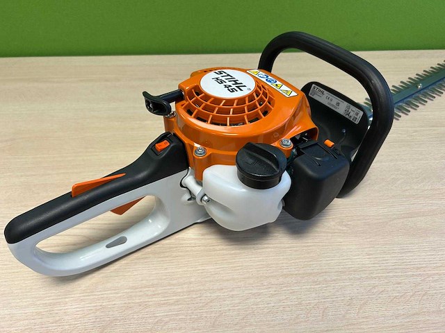 Stihl - hs45 - benzine heggenschaar 60cm - afbeelding 1 van  2