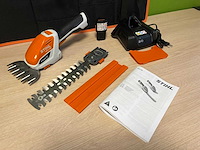 Stihl - hsa26 - accu gras- en buxusschaar met accu en lader - afbeelding 1 van  5