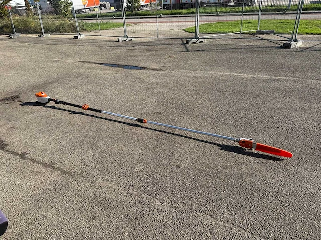 Stihl - hta 135 - kettingzaag - afbeelding 2 van  8