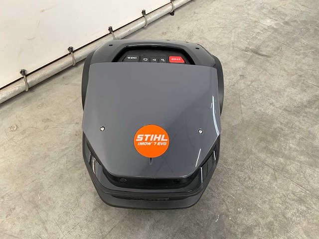 Stihl - imow 7 evo - robotmaaier - afbeelding 13 van  17
