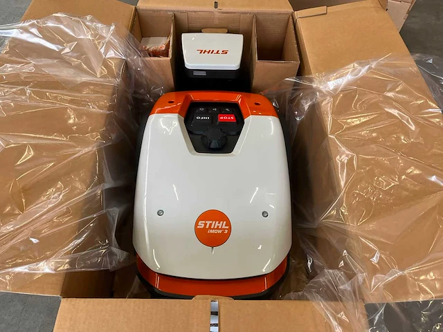 Stihl - imow3 - robotmaaier - afbeelding 5 van  9