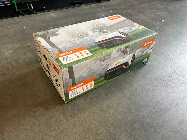 Stihl - imow4 - robotmaaier - afbeelding 6 van  9