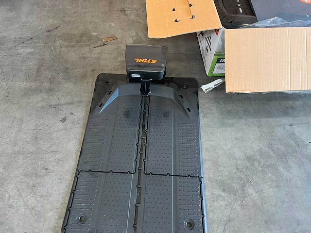 Stihl - imow5.0evo - robotmaaier - afbeelding 2 van  10