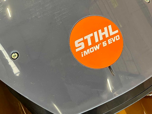 Stihl - imow5.0evo - robotmaaier - afbeelding 7 van  10