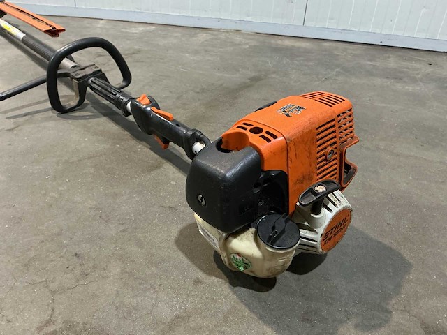 Stihl - km100r - heggenschaar - afbeelding 7 van  7