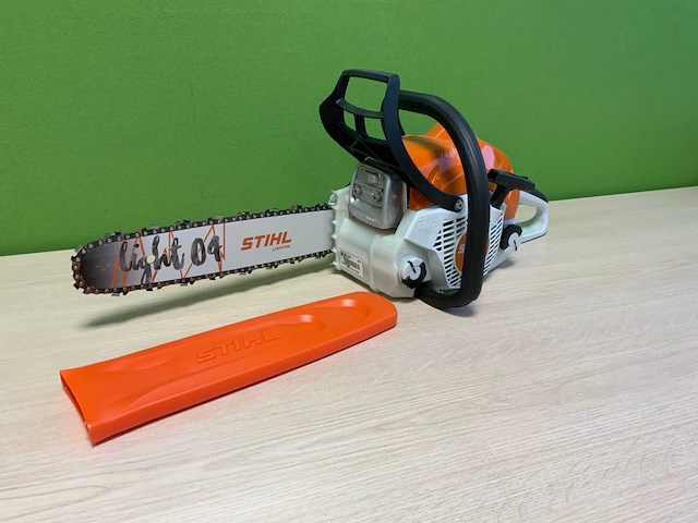 Stihl - ms 182 - kettingzaag - afbeelding 1 van  8