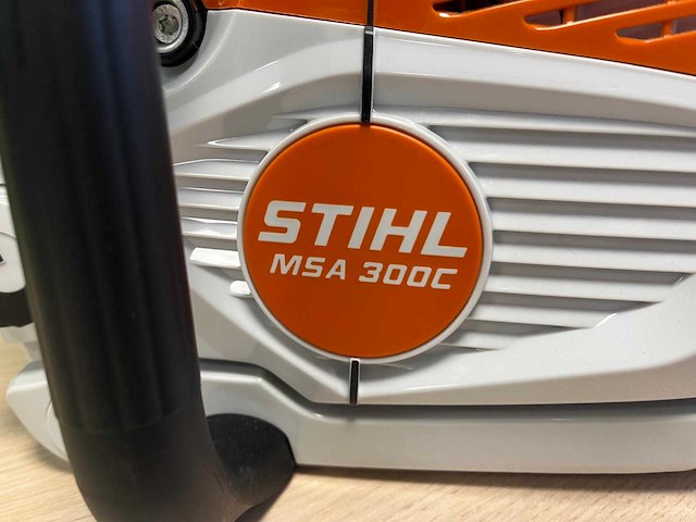 Stihl - msa300c - kettingzaag met ap300s accu en al101 acculader - afbeelding 13 van  21