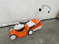 Stihl - rma253 - accu grasmaaier met ap200s accu en al101 lader - afbeelding 1 van  12