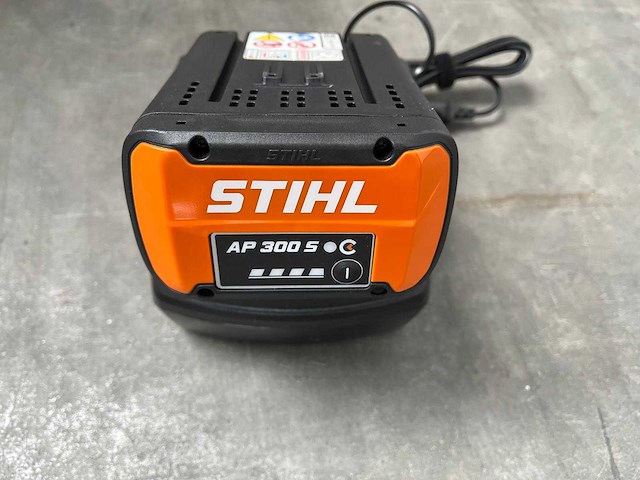 Stihl - rma253 - accu grasmaaier met ap300s accu en al101 lader - afbeelding 2 van  11
