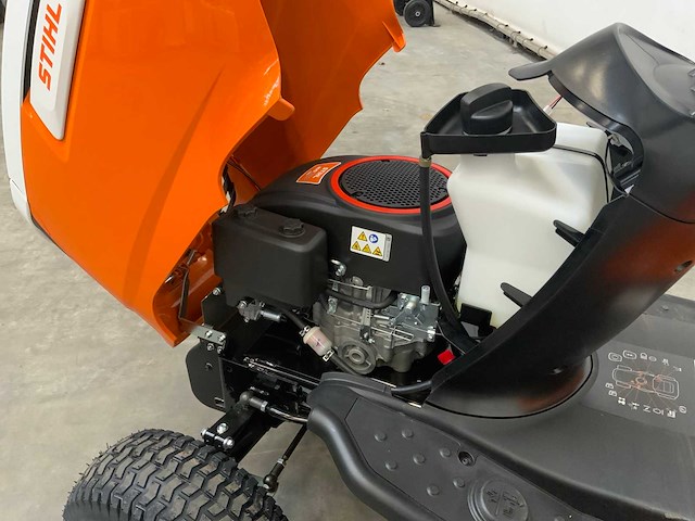 Stihl - rt 4097.1 sx - grasmaaier - zitmaair - afbeelding 9 van  18