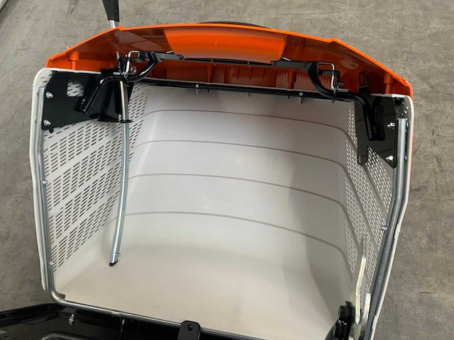 Stihl - rt4082.1 - grasmaaier - afbeelding 2 van  3