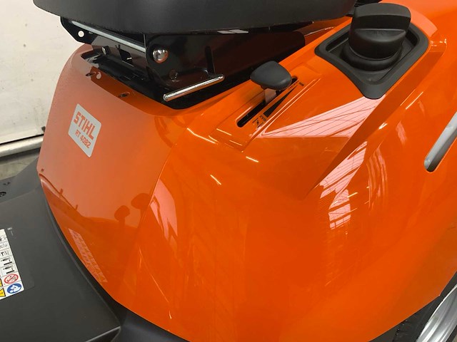 Stihl - rt4082.1 - grasmaaier - afbeelding 17 van  19