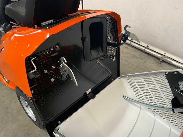 Stihl - rt4082.1 - grasmaaier - afbeelding 17 van  19