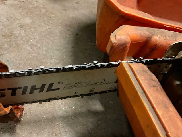 Stihl 036 kettingzaag in koffer - afbeelding 4 van  5