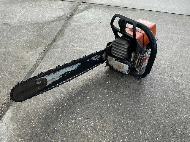 Stihl 046 kettingzaag - afbeelding 2 van  9
