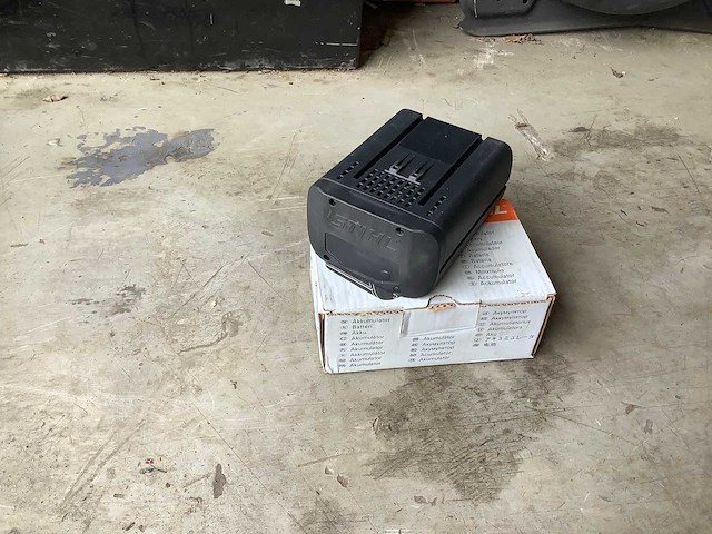 Stihl accu - afbeelding 1 van  3