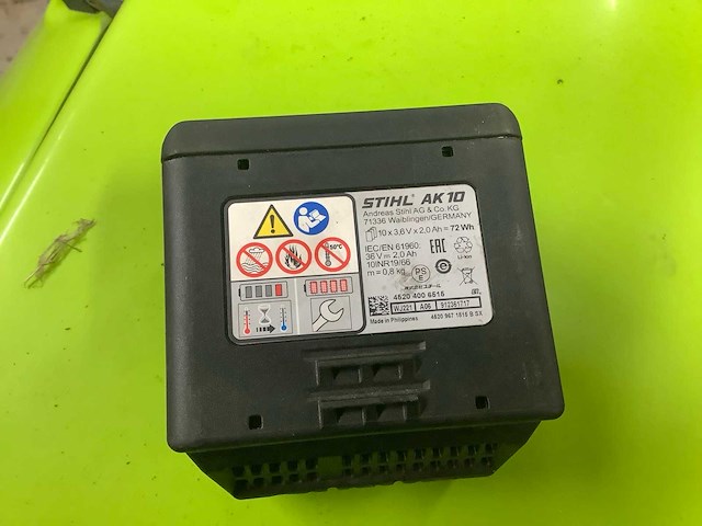 Stihl ak10 accu's - afbeelding 3 van  3