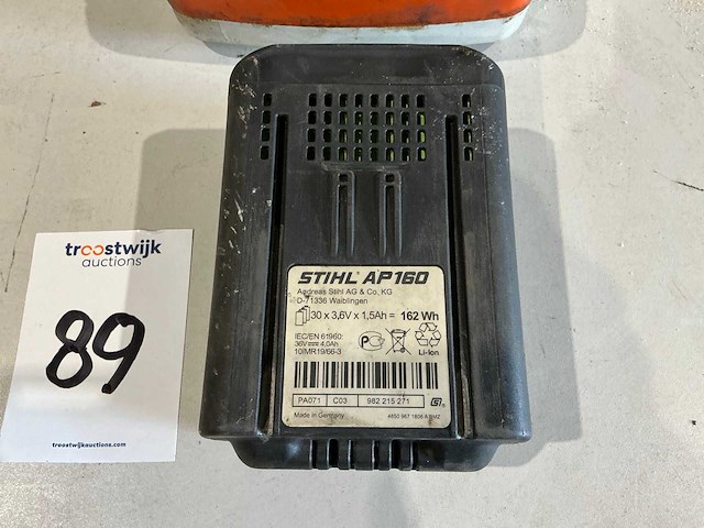 Stihl ap200 accu + al300 oplader - afbeelding 2 van  3