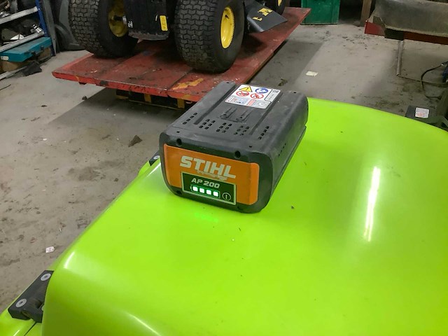 Stihl ap200 accu's - afbeelding 2 van  3
