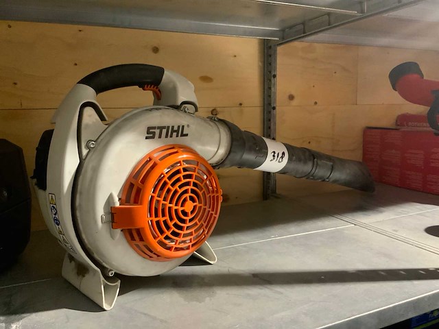 Stihl bg 86 bladblazer - afbeelding 1 van  2