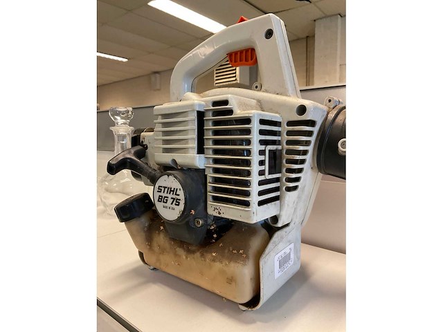 Stihl bg benzine bladblazer - afbeelding 4 van  7