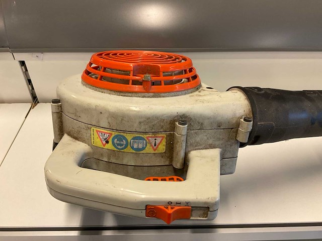 Stihl bg benzine bladblazer - afbeelding 6 van  7