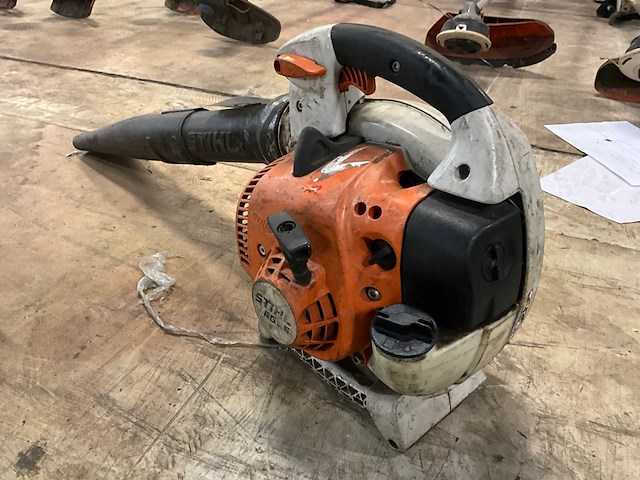Stihl bg86 bladblazer - afbeelding 2 van  4