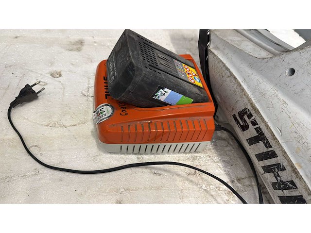 Stihl bga 86 accu bladblazer - afbeelding 4 van  5